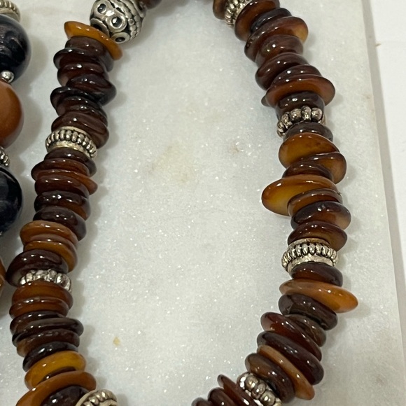 Set of 2 Round & Stackable Brown Agate Stones & Glass Elastic Bracelets - Picture 5 of 5
